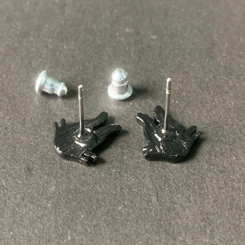 🍭2/$20🍭 Disney’s Maleficent Earrings - Picture 4 of 6